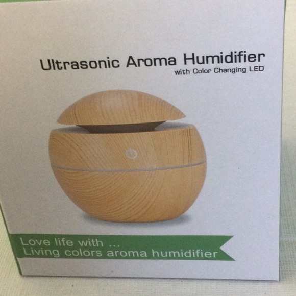 Ultrasonic Aroma Humidifier with LED - Picture 2 of 5